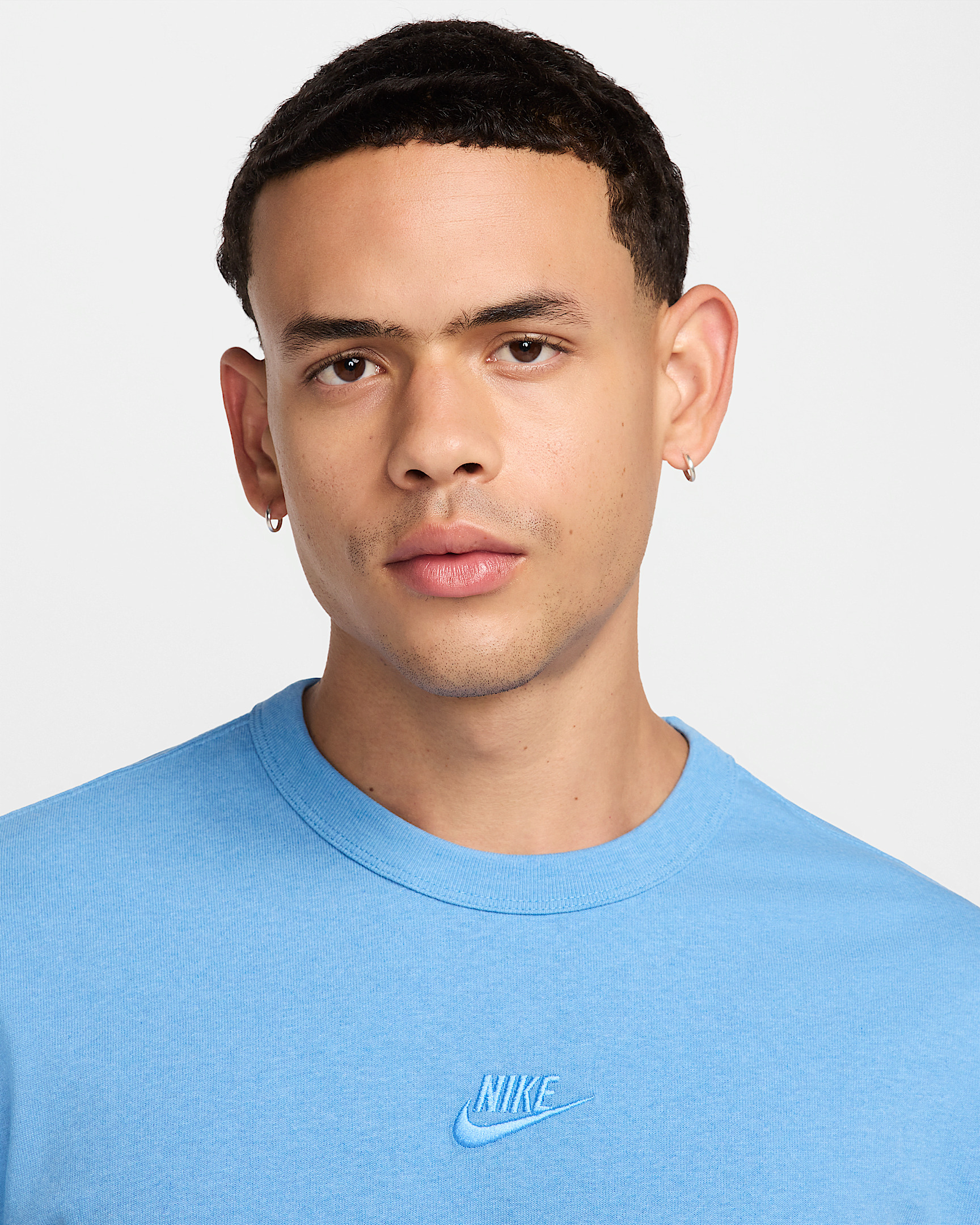 Nike Sportswear Premium Essentials Men's T-Shirt - 3