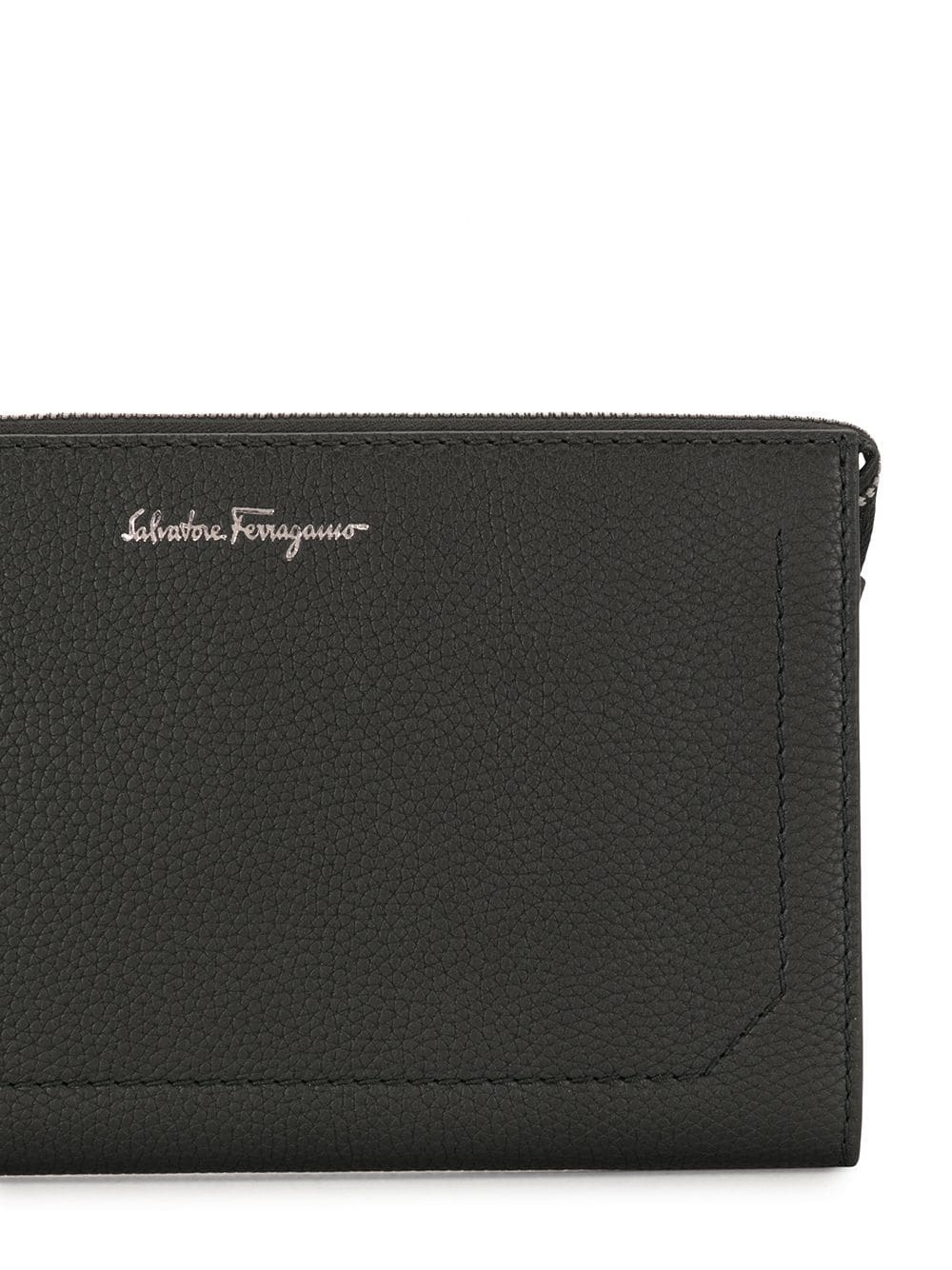 embossed logo zipped clutch - 4