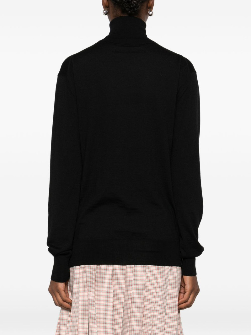 high-neck T-shirt 4