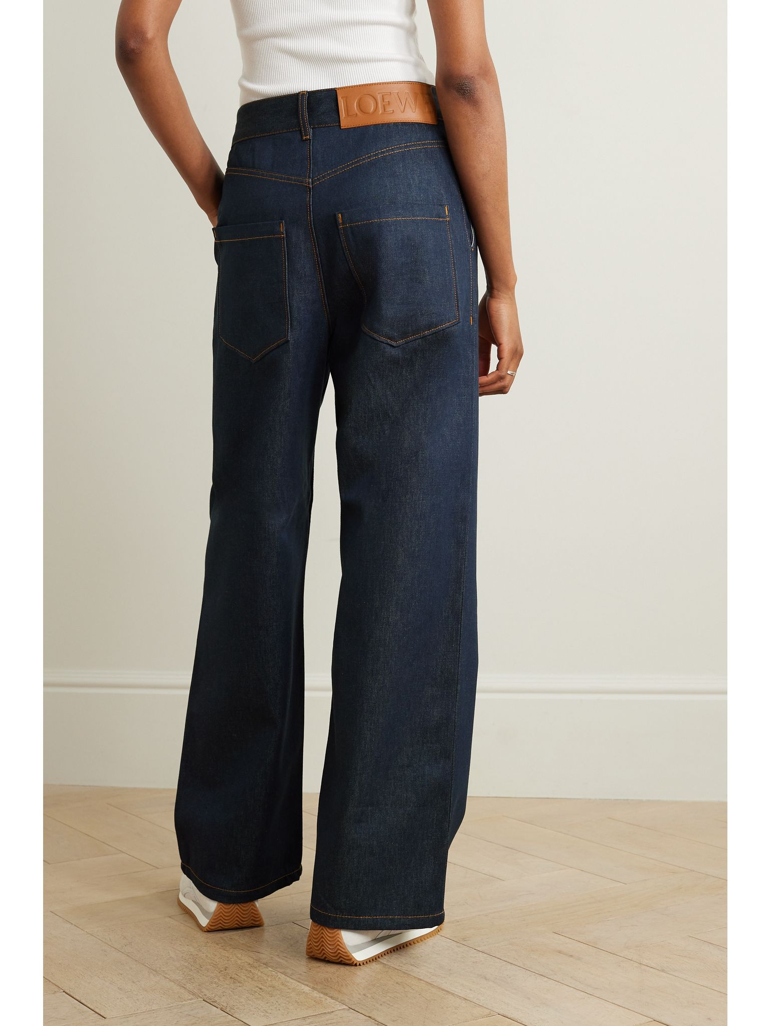 Anagram cutout high-rise straight-leg jeans Blue - 4