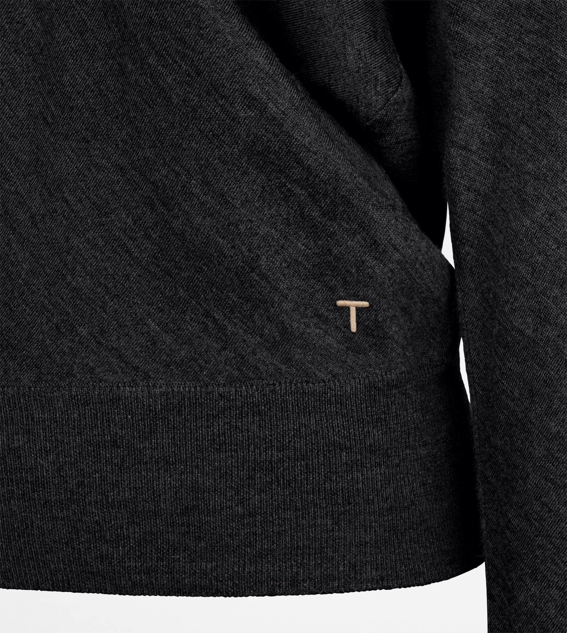 SILK BLEND PULLOVER - GREY - 8
