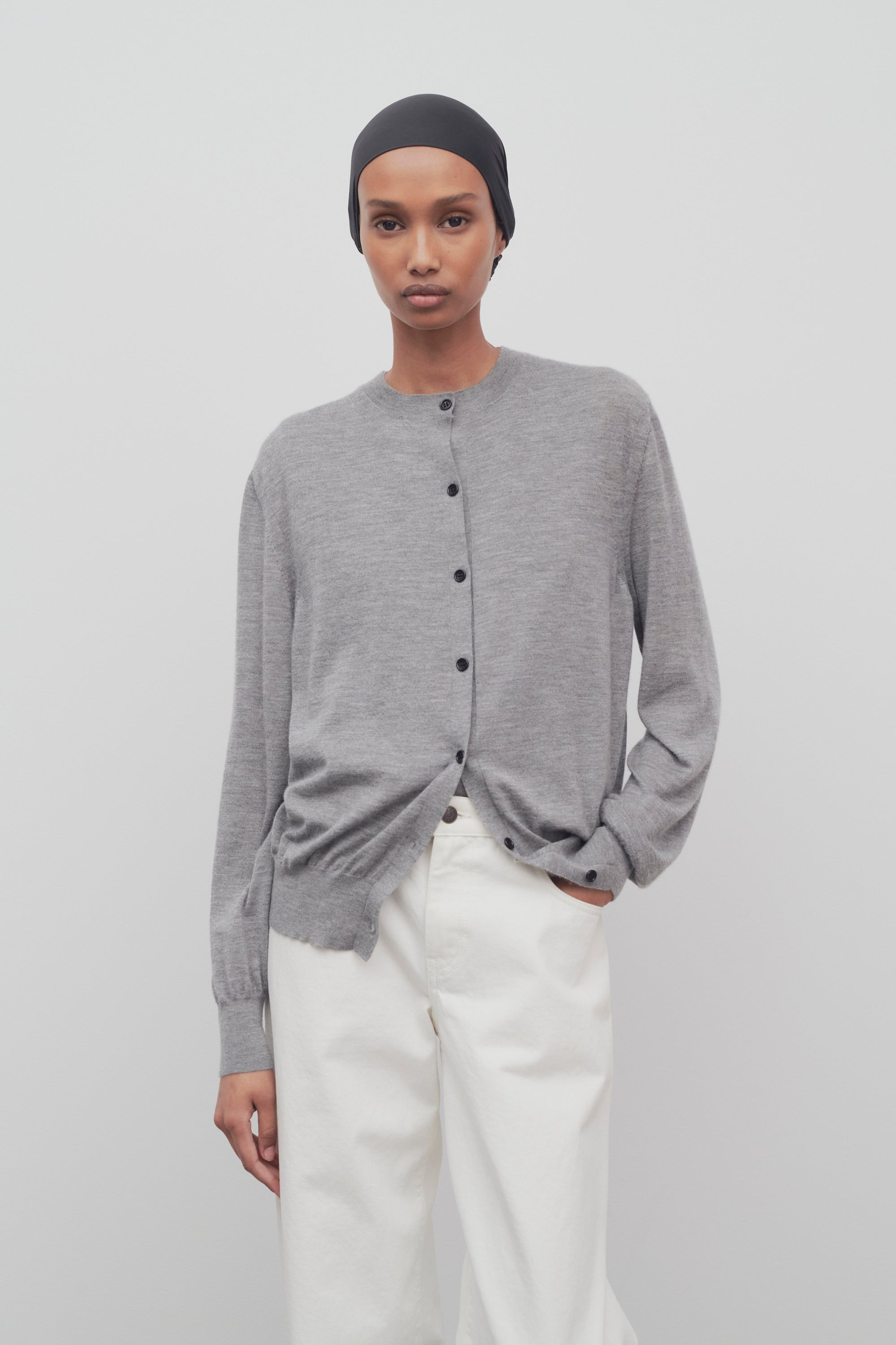 Battersea Cardigan in Cashmere - 3