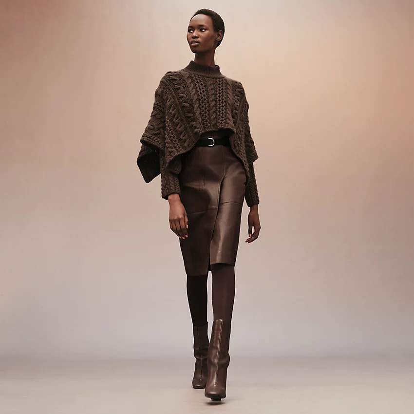 Leather skirt with wraparound effect - 2