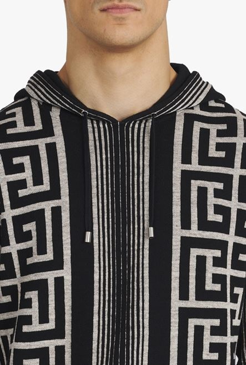 Ivory and black wool sweater with maxi Balmain monogram 6