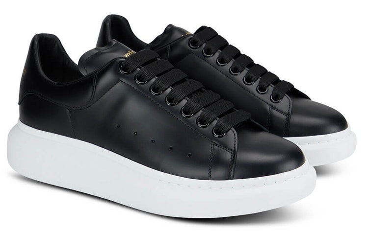 Alexander McQueen Oversized Sneaker 'Black White Sole' 553680WHGP51000 - 3