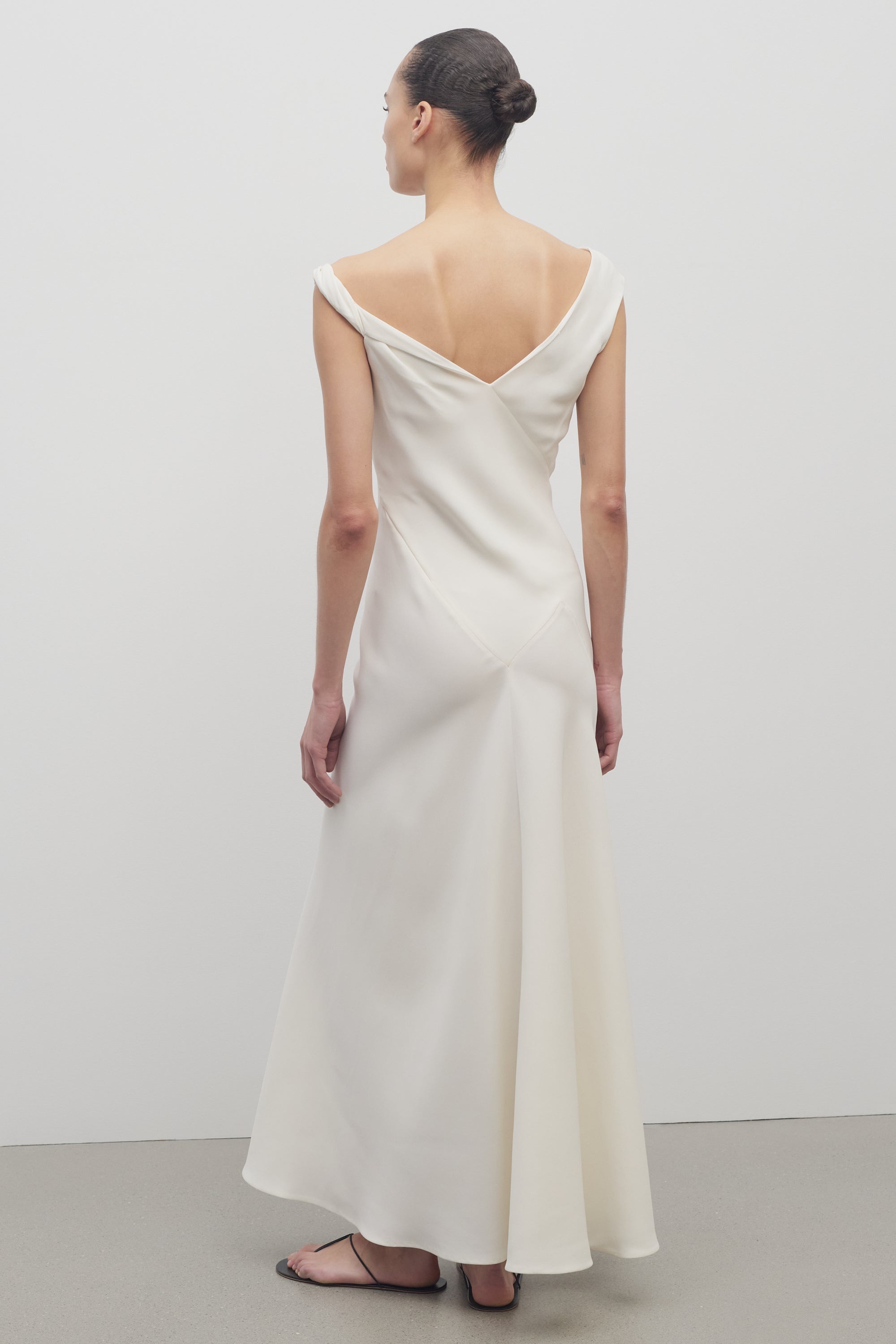 Violetta Dress in Silk - 5