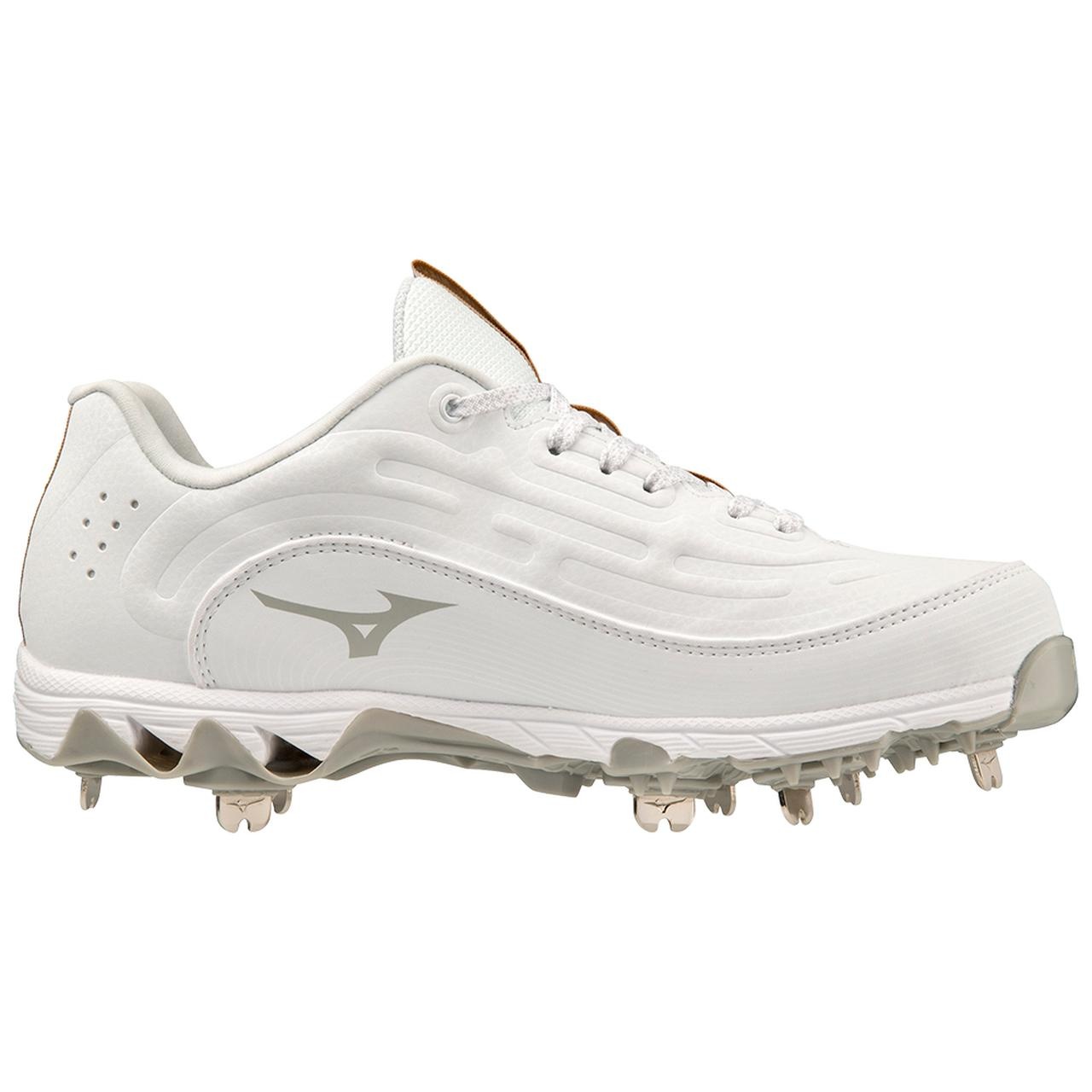 9-Spike Swift 8 Low Women's Metal Fastpitch Softball Cleat - 3