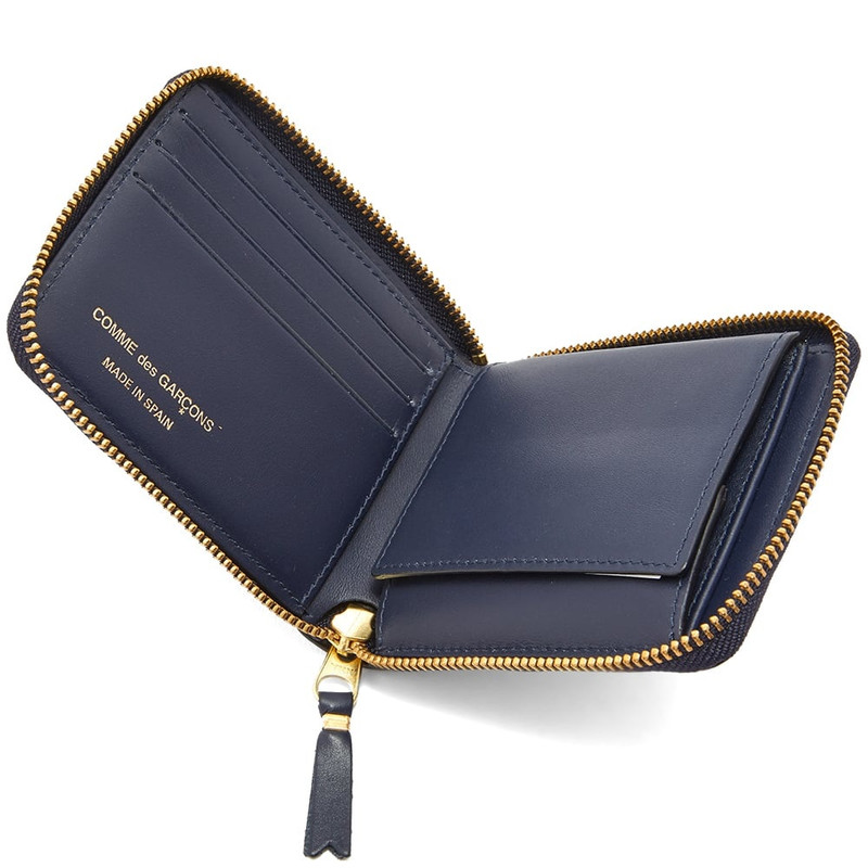 Comme Des Garçons Comme des Garcons SA7100 Classic Wallet outlook