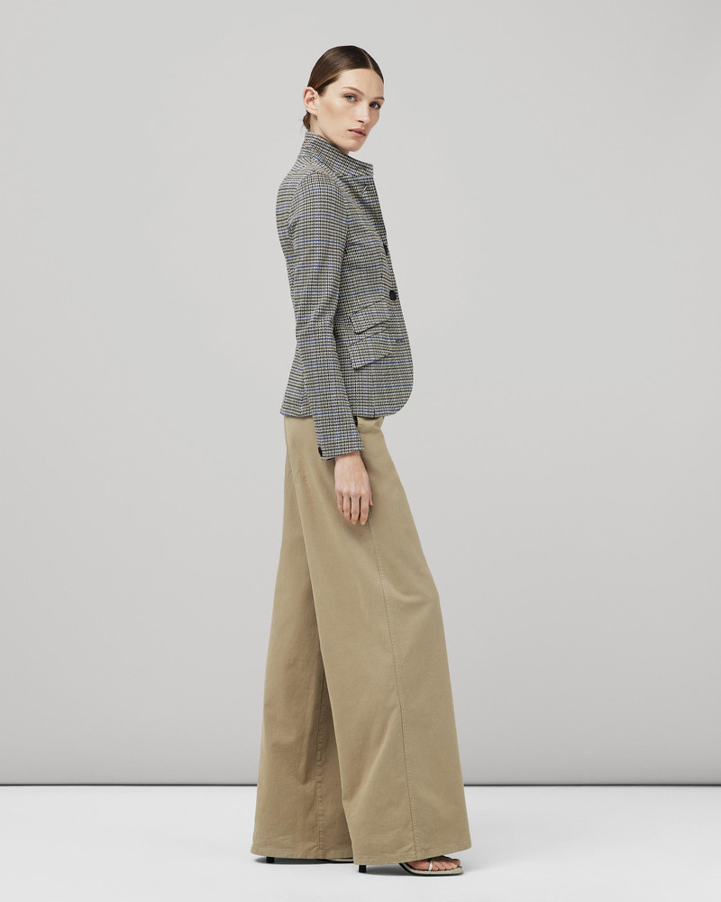 Slade Cotton Plaid Blazer
Slim Fit Blazer 4