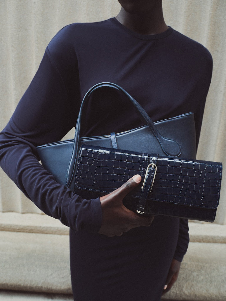BELTED CLUTCH NAVY CROC - 2