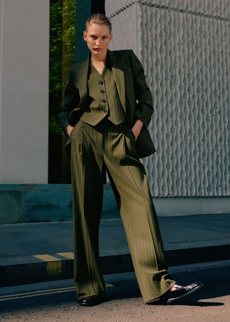 Tapered Pant 1