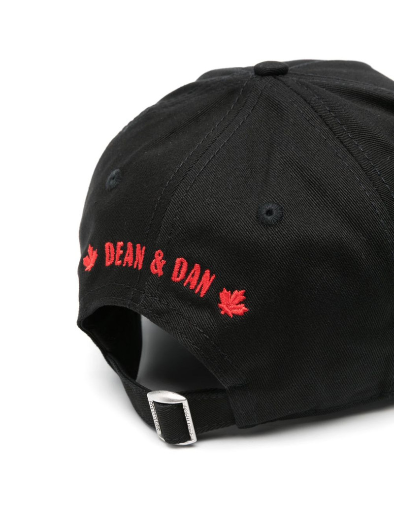DSQUARED2 logo-patch cap outlook