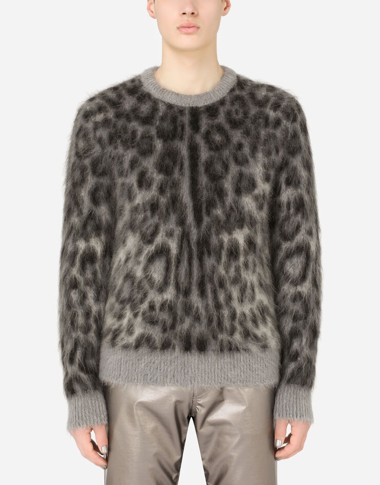 Wool/mohair jacquard round-neck sweater with leopard design - 2