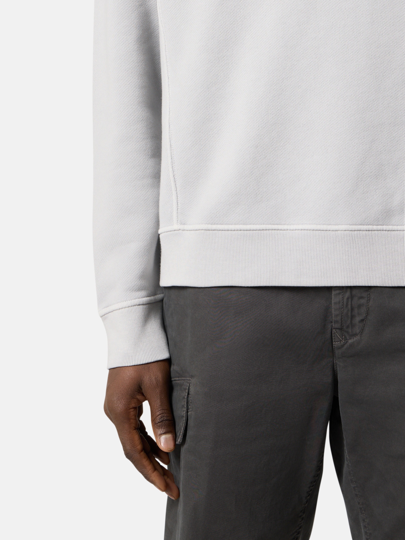 STONE ｜ (6100032 Organic Cotton Diagonal Fleece ' Black Oversized fit crewneck sweatshirt with faded