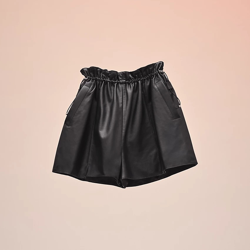 Leather shorts with elastic waist - 4