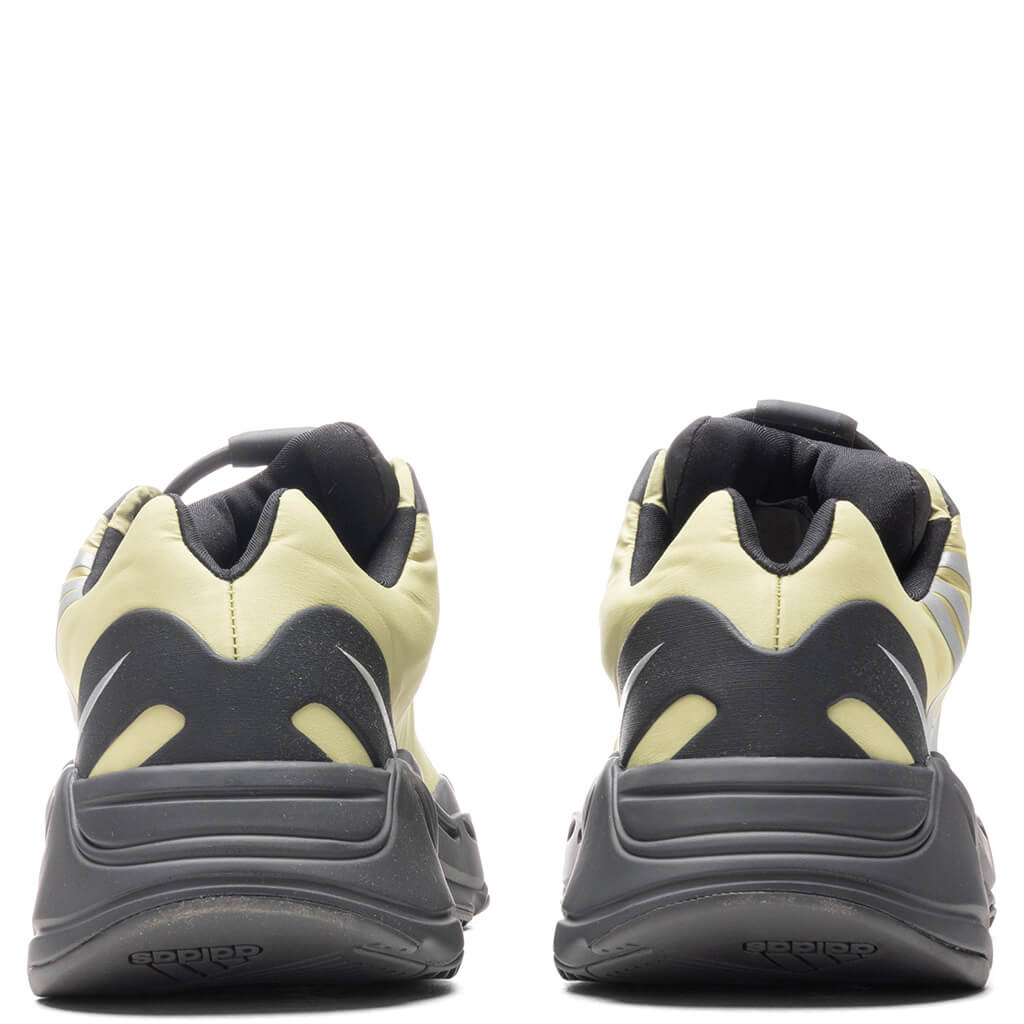 ADIDAS ORIGINALS YEEZY 700 MNVN - RESIN - 4