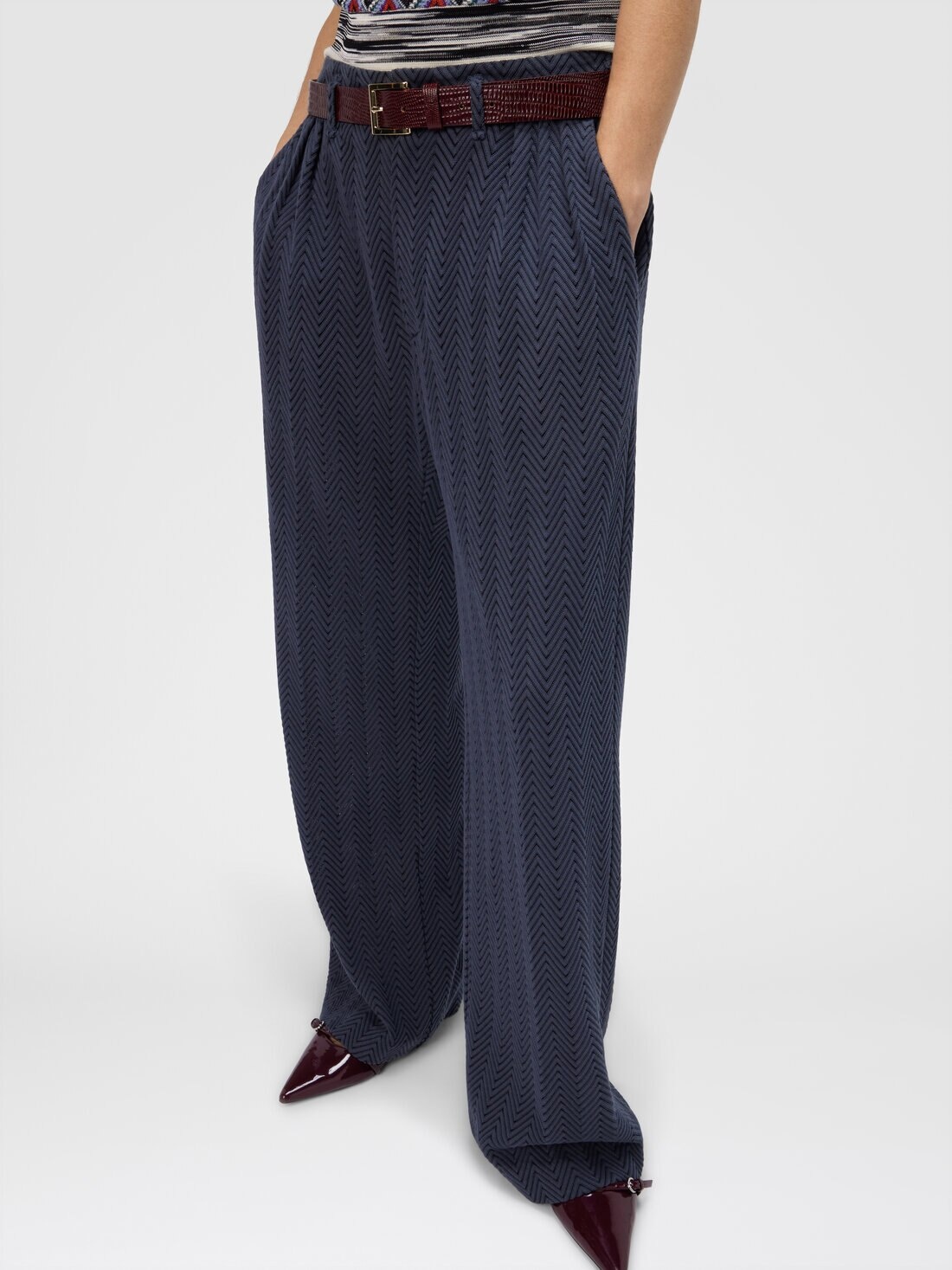 Tailored Pants with Zigzag Pattern - 4