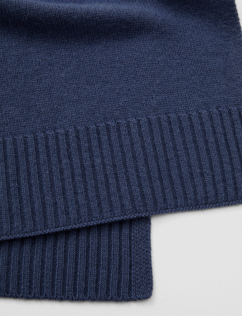 Open Cashmere Scarf 5