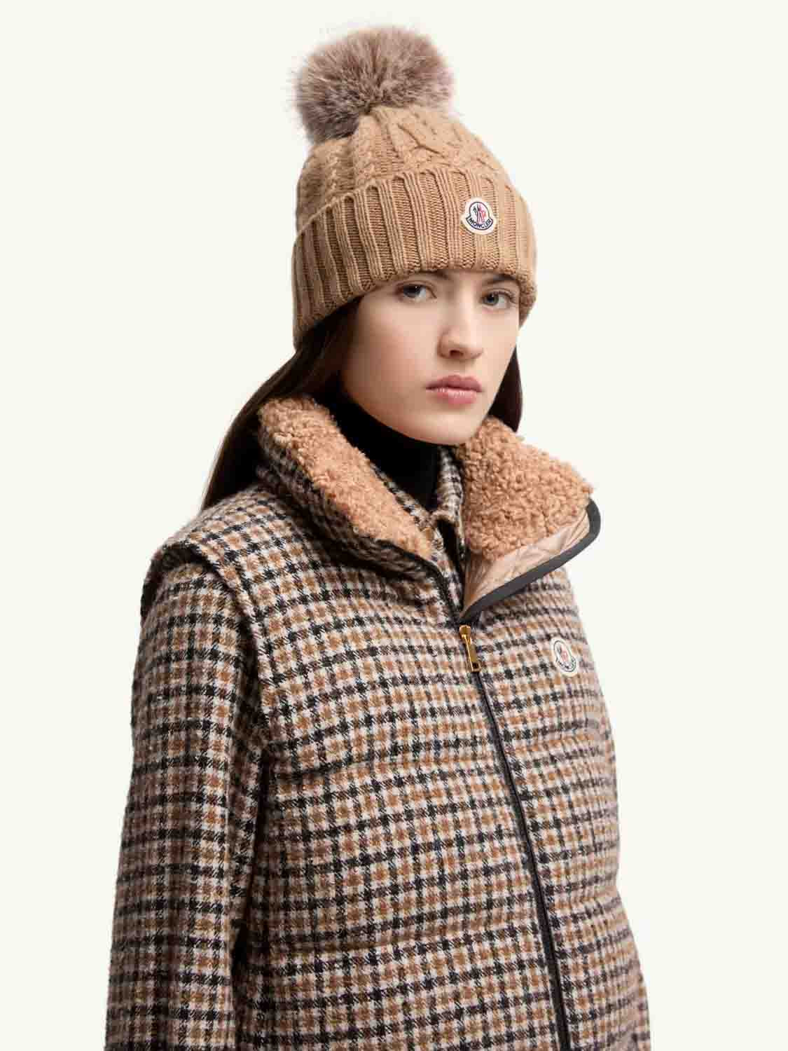 CASHMERE HAT WITH POM-POM - 2