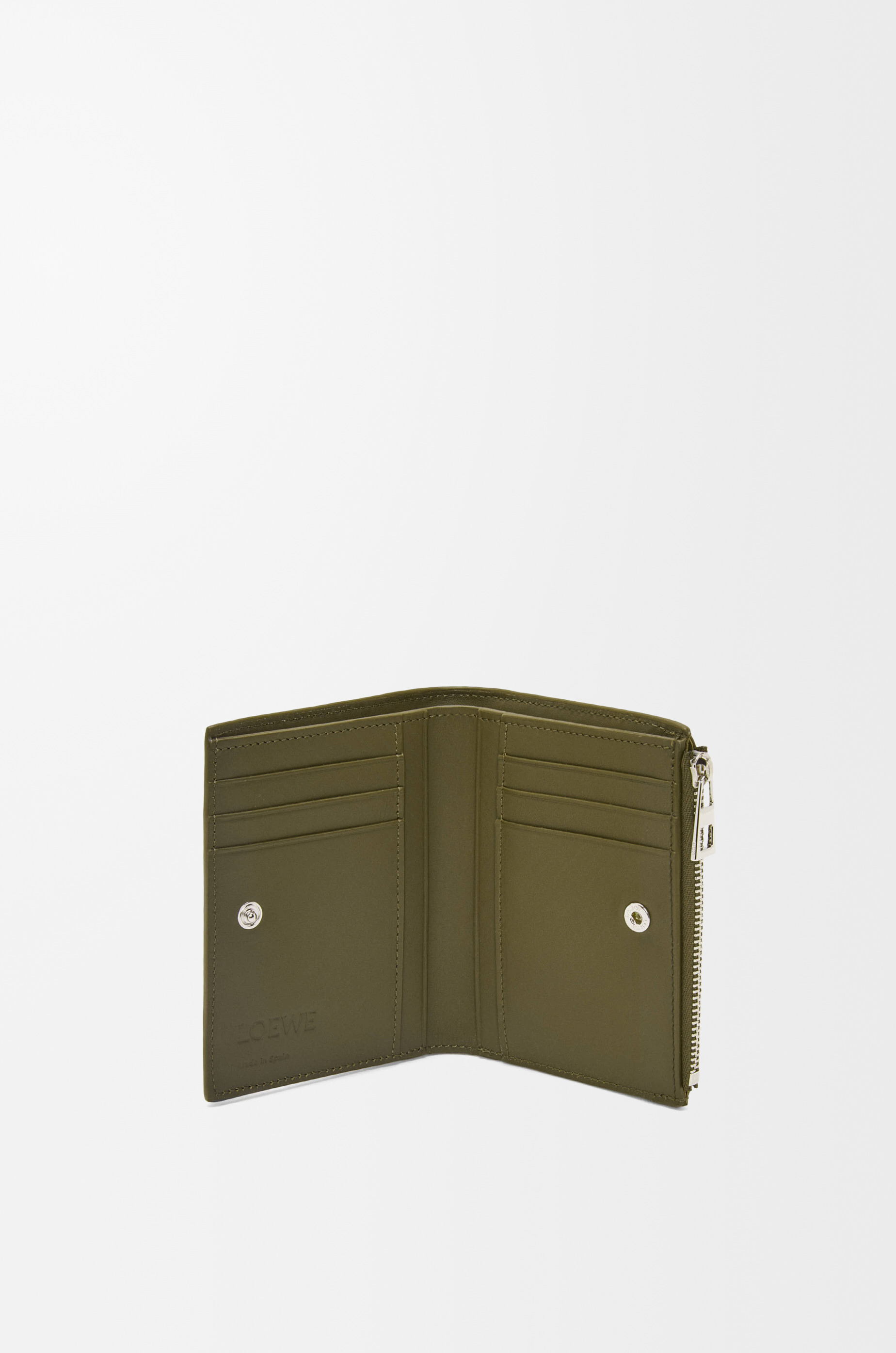 Slim compact walllet in textured classic calfskin - 2