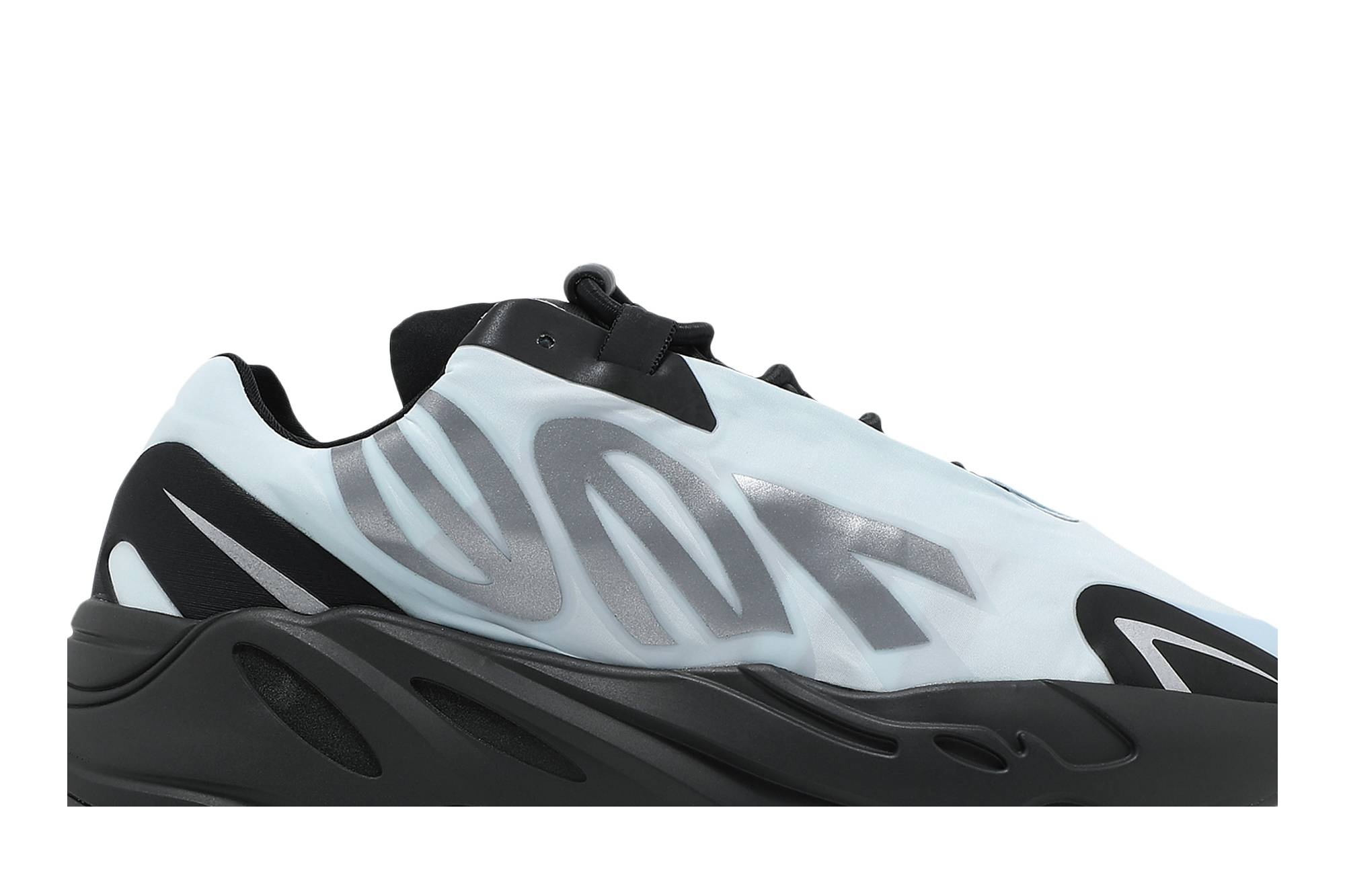 Yeezy Boost 700 MNVN 'Blue Tint' - 2