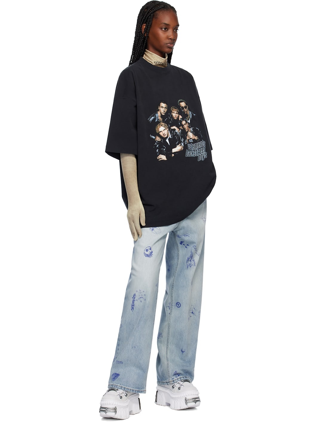 VETEMENTS♡ Backstreet Boys OVER SIZED T-SHIRT VETEMENTS Backstreet Boys Oversized T-shirt in Black | FWRD
