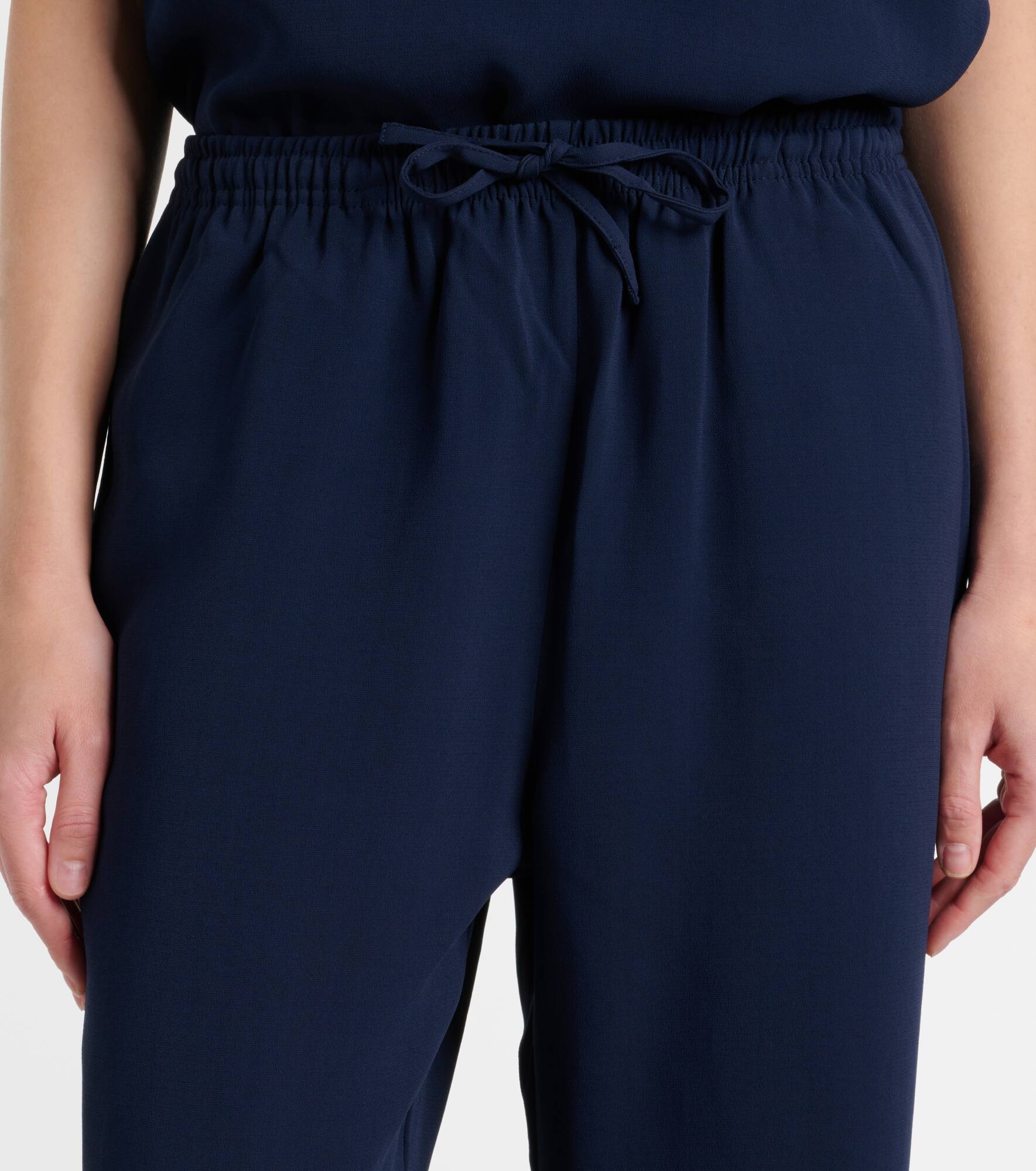 Aurelia crêpe straight pants - 4