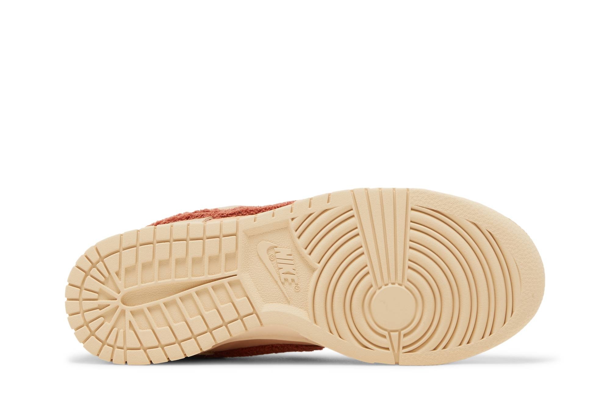 Wmns Dunk Low 'Terry Swoosh' - 4