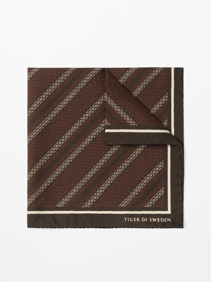 Lineamenti Handkerchief In Silk 1