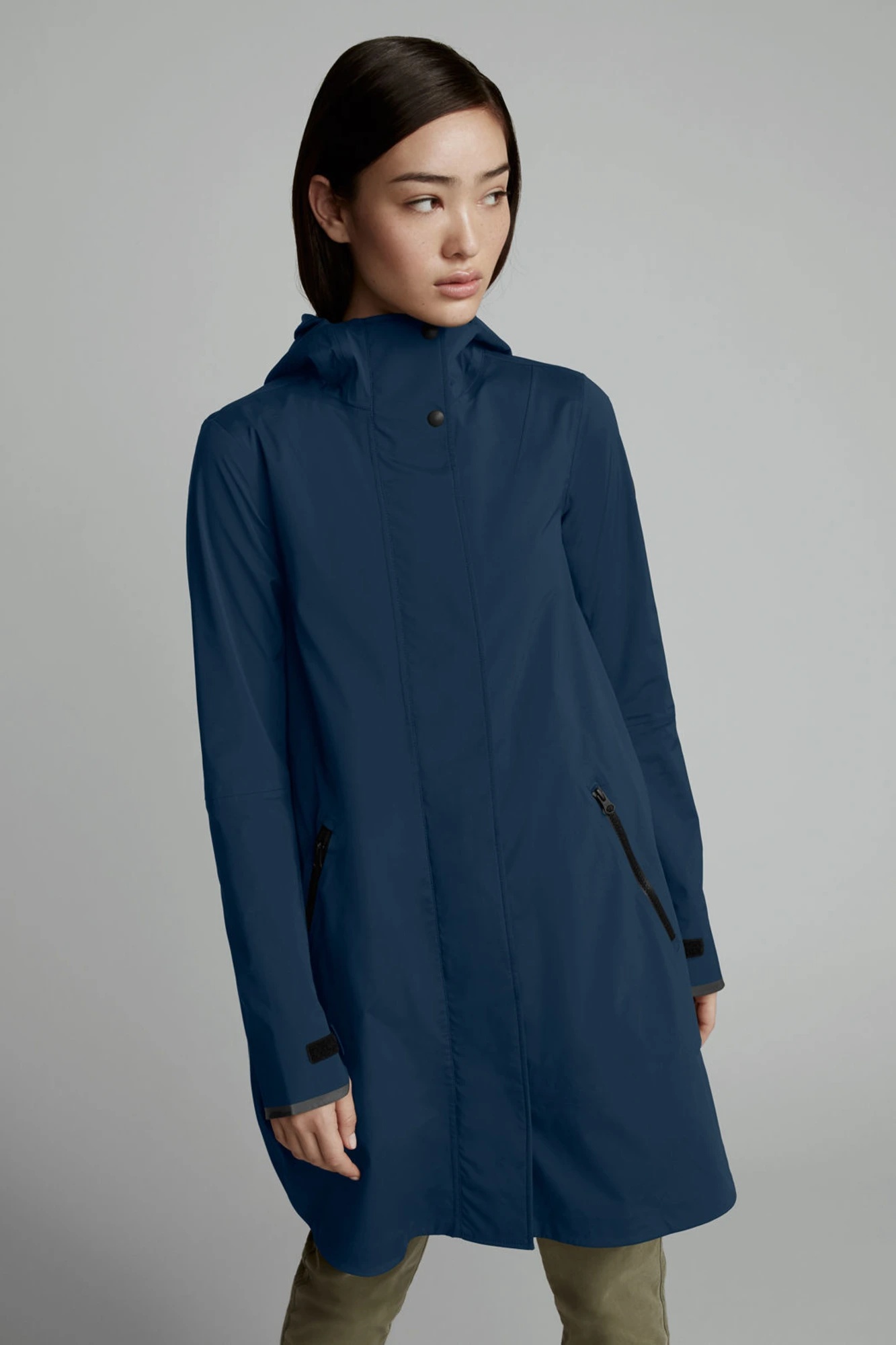 WOMEN'S KITSILANO RAIN JACKET BLACK LABEL - 2