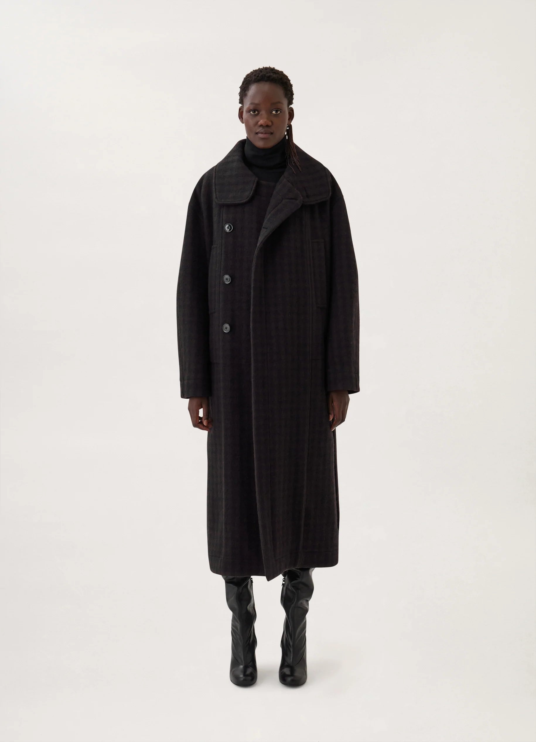 BATHROBE COAT
HEAVY WOOL - 3