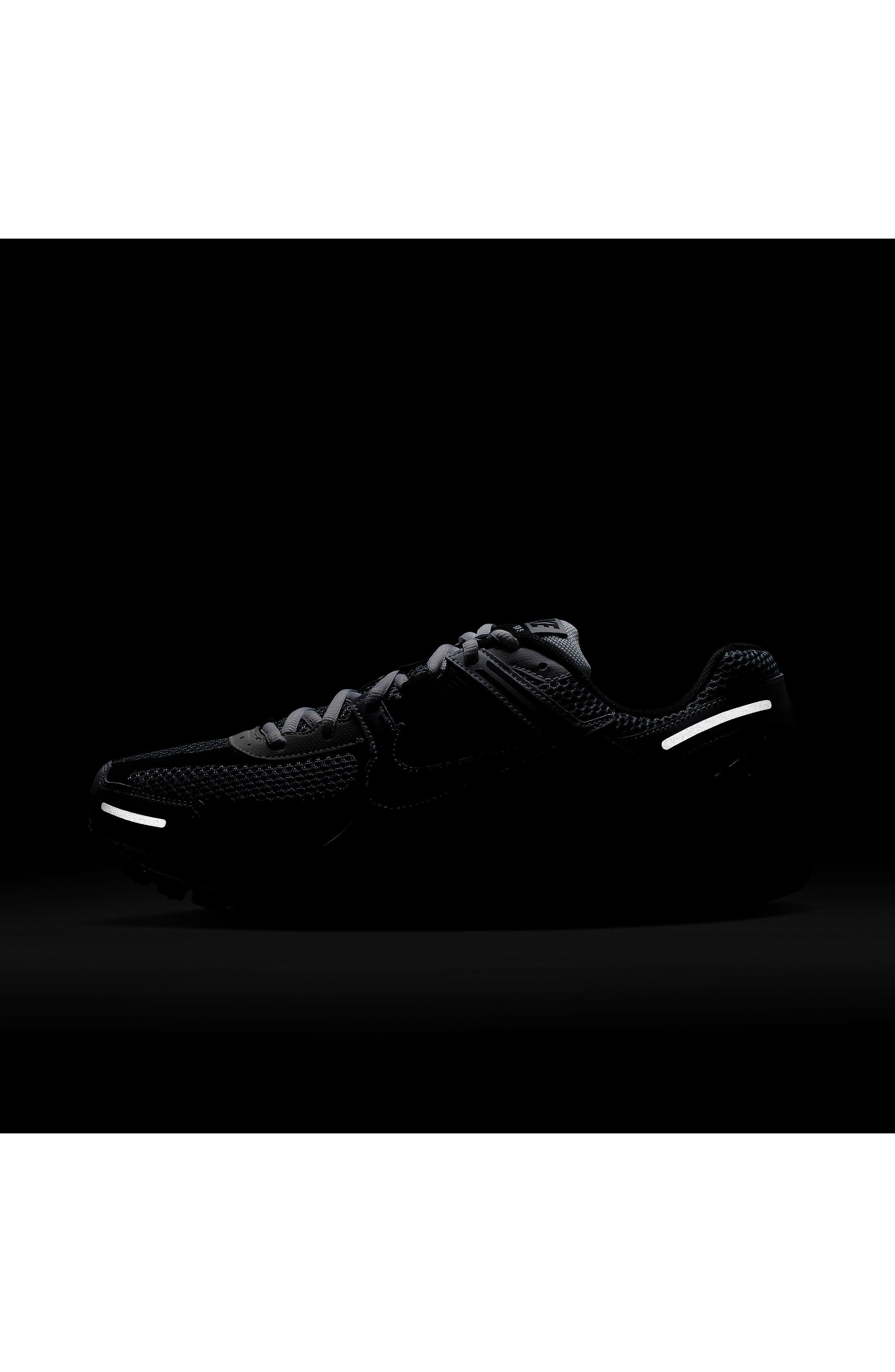 Nike Zoom Vomero 5 SE SP Sneaker in 001 D Grey/black at Nordstrom - 7