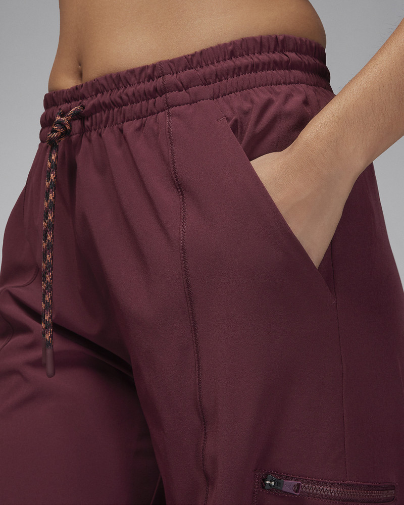 Jordan Sport Women's Tunnel Pants 3