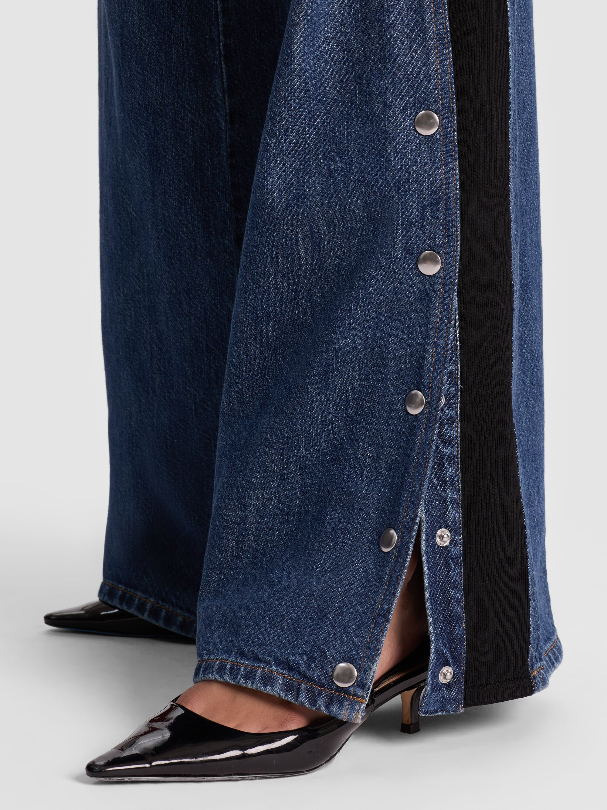 AMAZING JEAN WITH KNIT PANEL - 5
