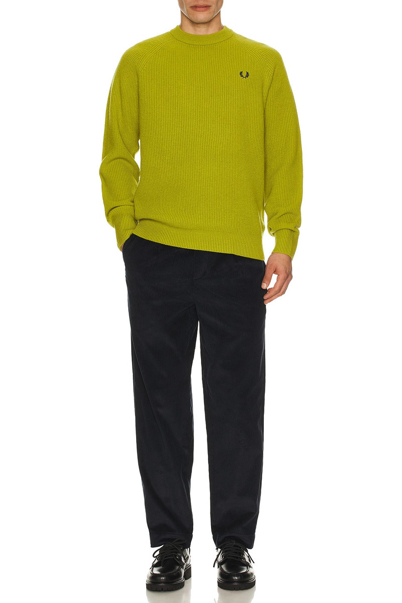 Fred Perry Lambswool Raglan Jumper outlook
