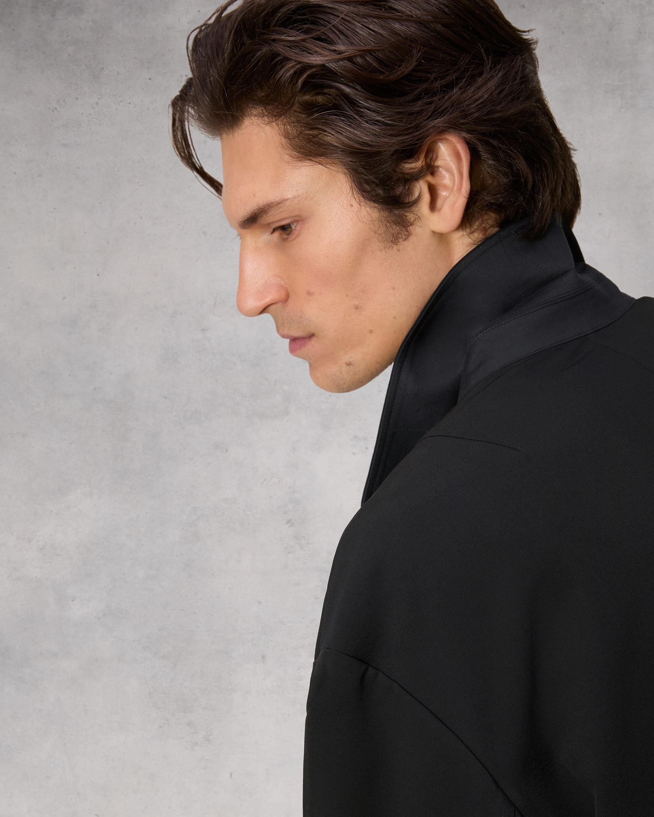 Evan Shop Coat
Oversized Fit - 5