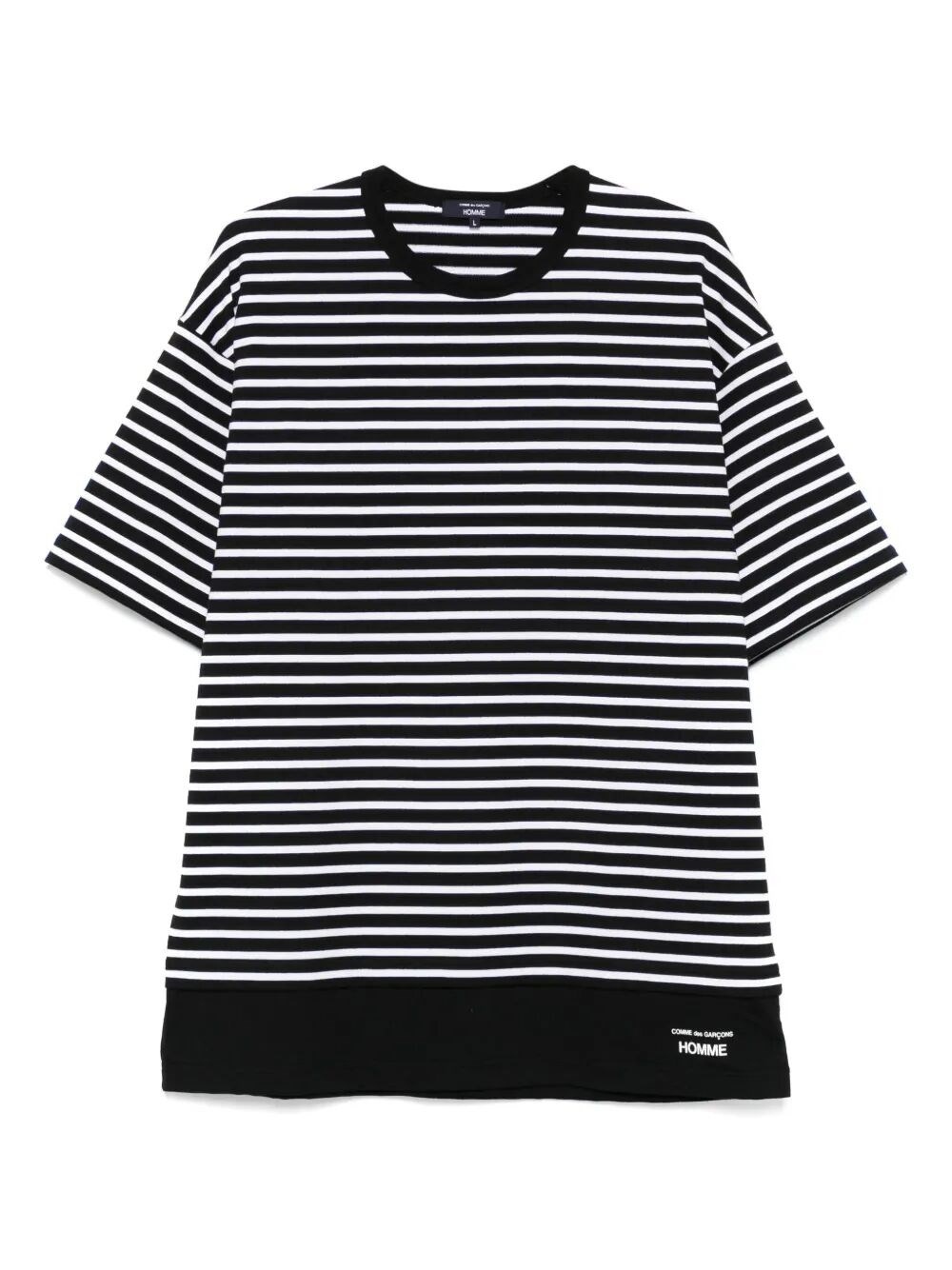 The MEN T-SHIRT, a staple piece from COMME DES GARCONS HOMME, blends contemporary design with superi - 1