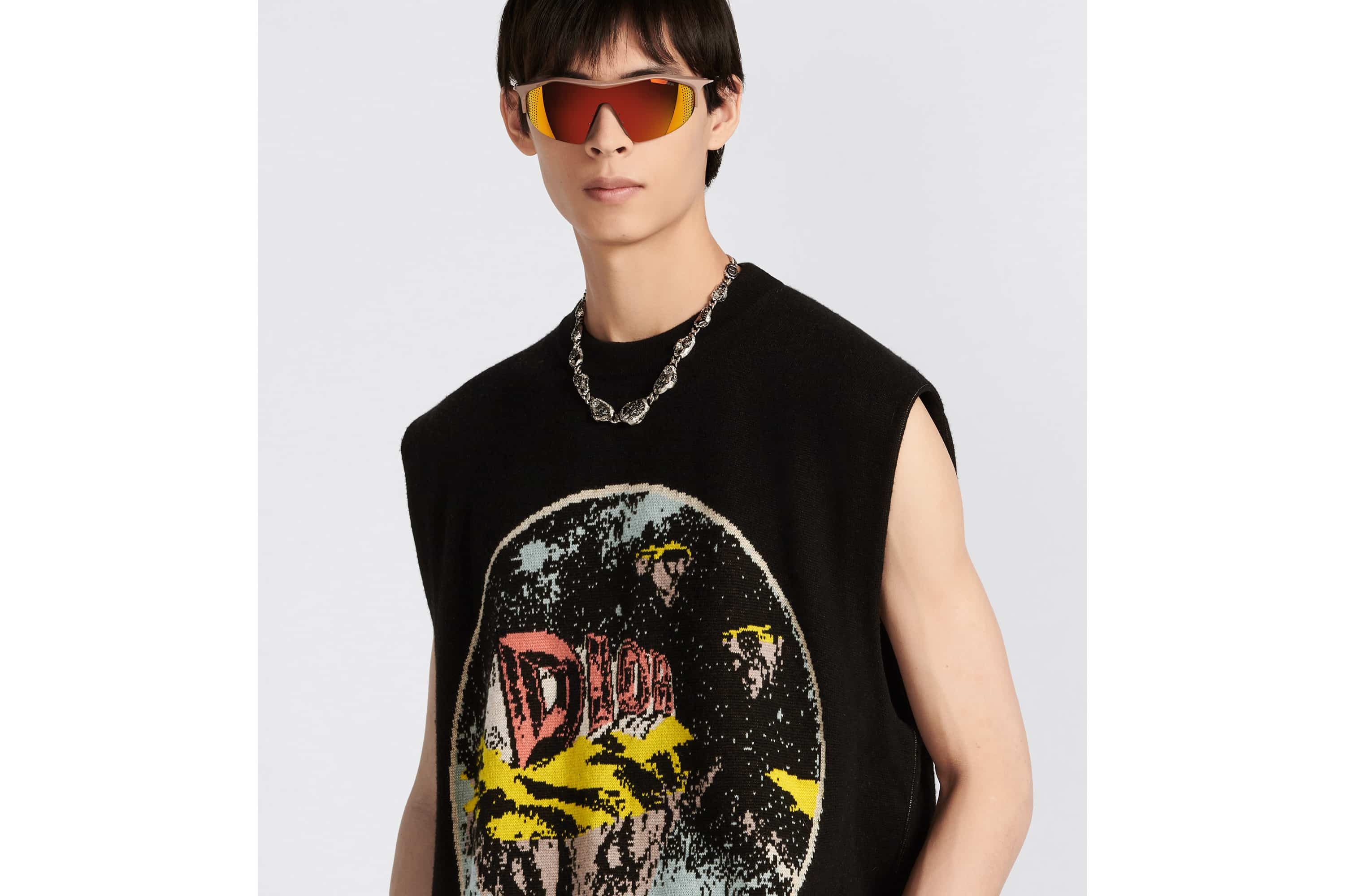 Sleeveless Sweater - 7