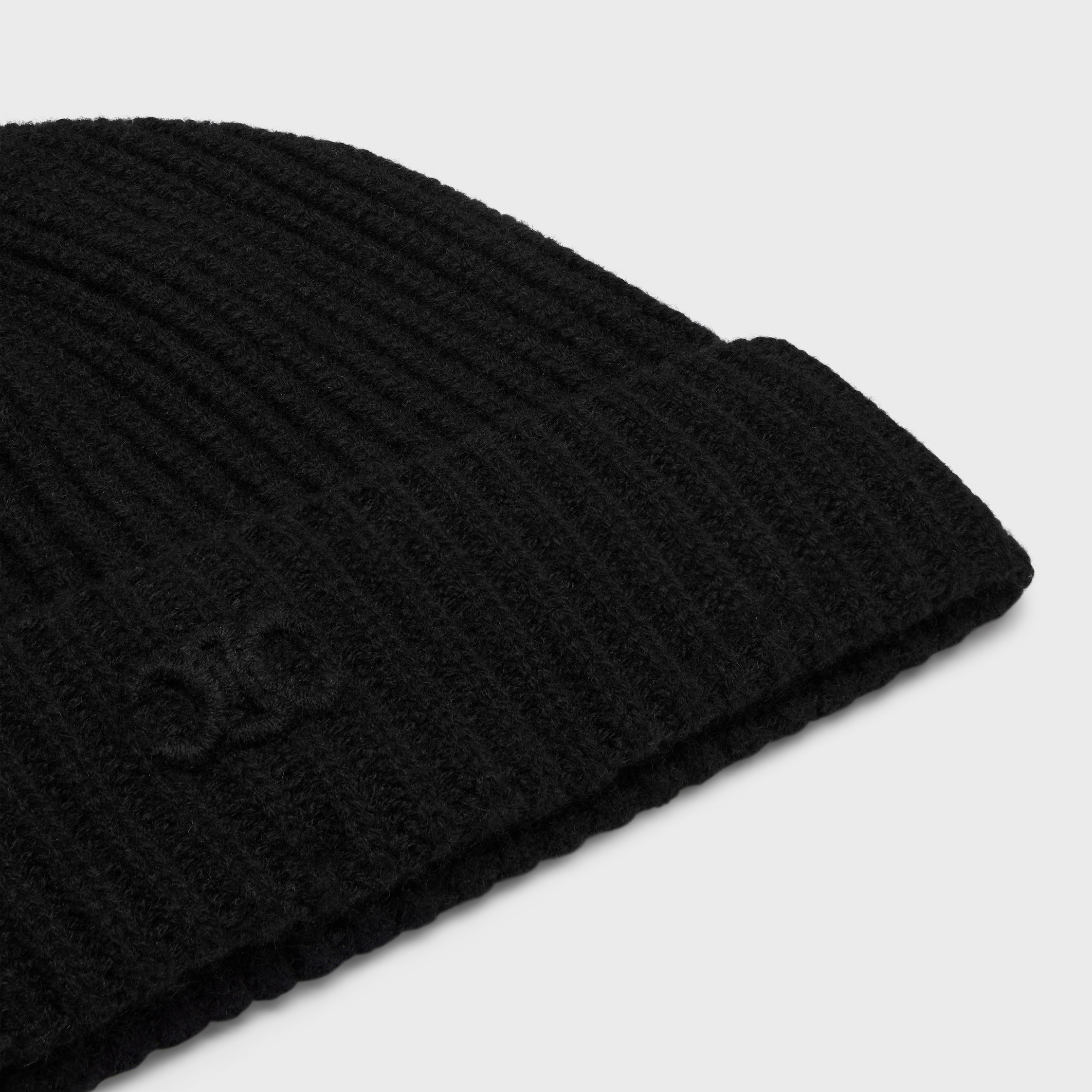 triomphe beanie in scottish cashmere - 3