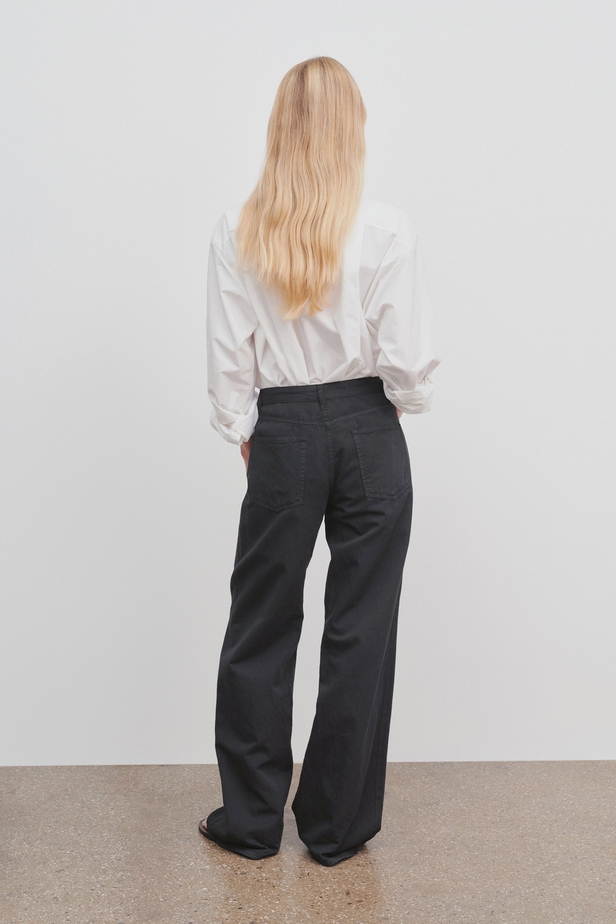 Eglitta Jean in Cotton and Linen - 5