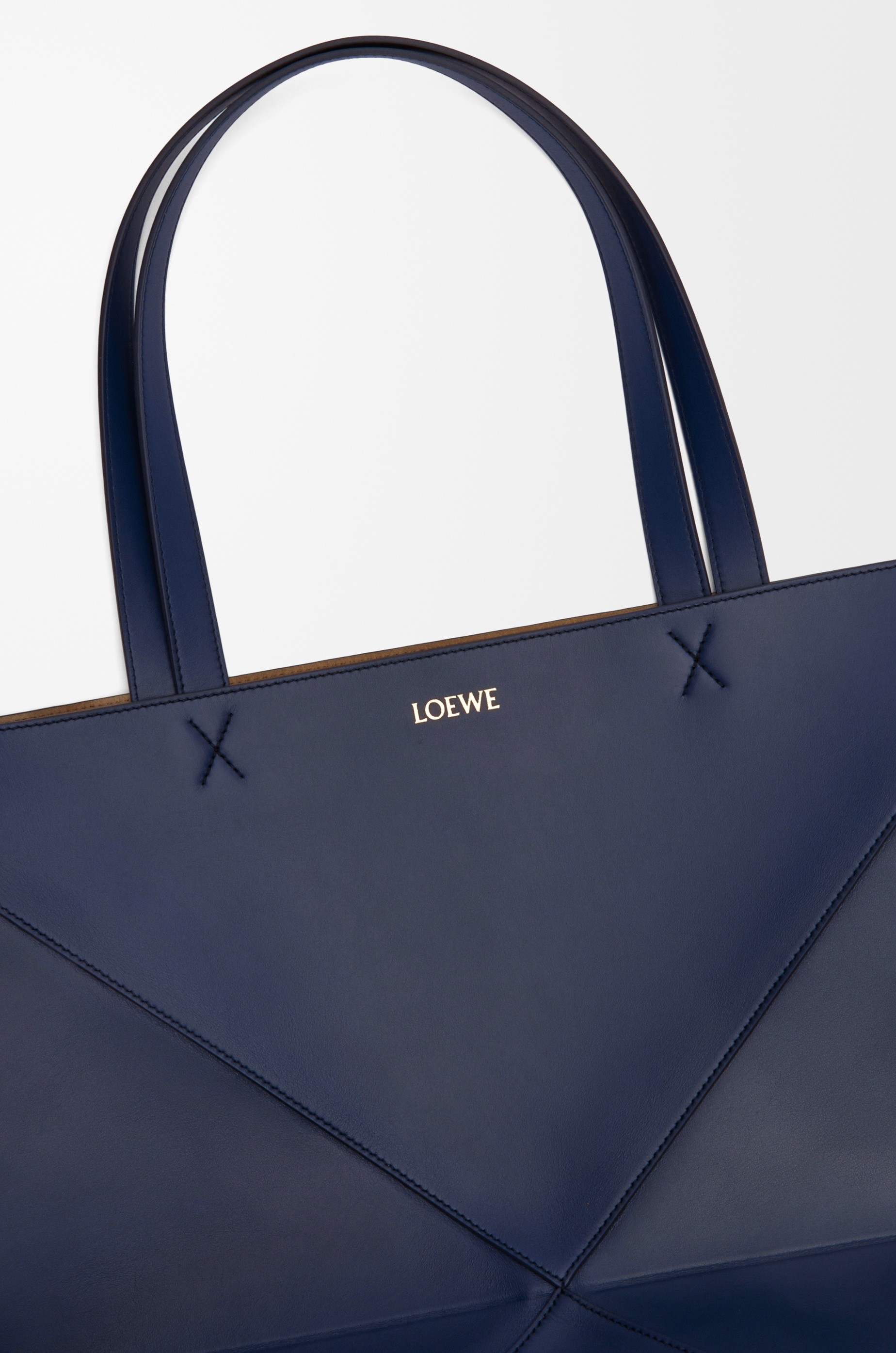 XL Puzzle Fold Tote in shiny calfskin - 8