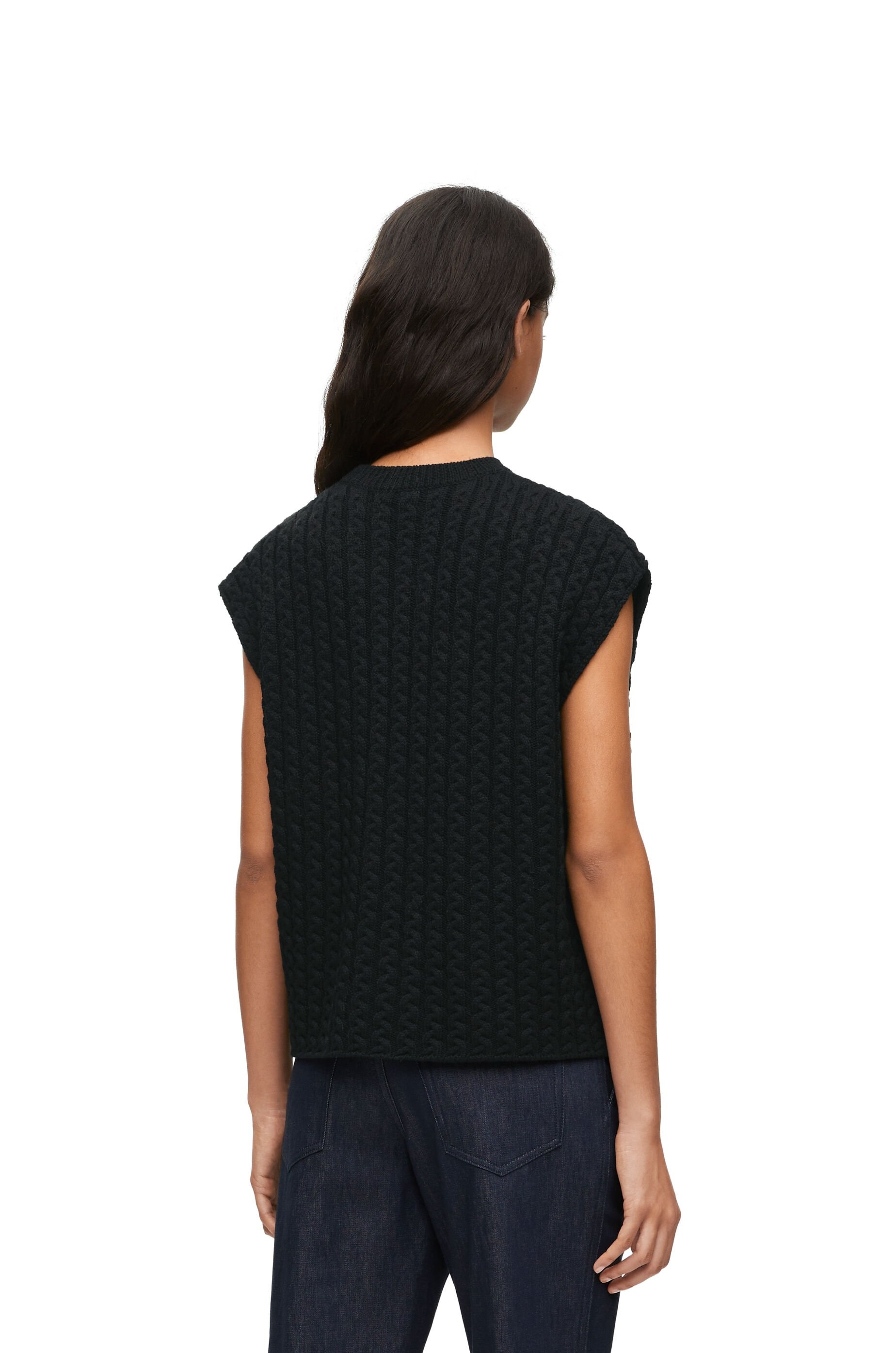 Vest in wool - 4