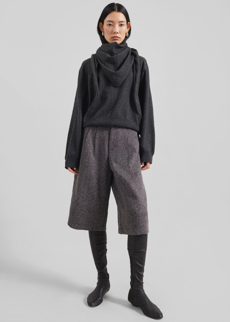 Vermont Scarf Sweater - Charcoal 5