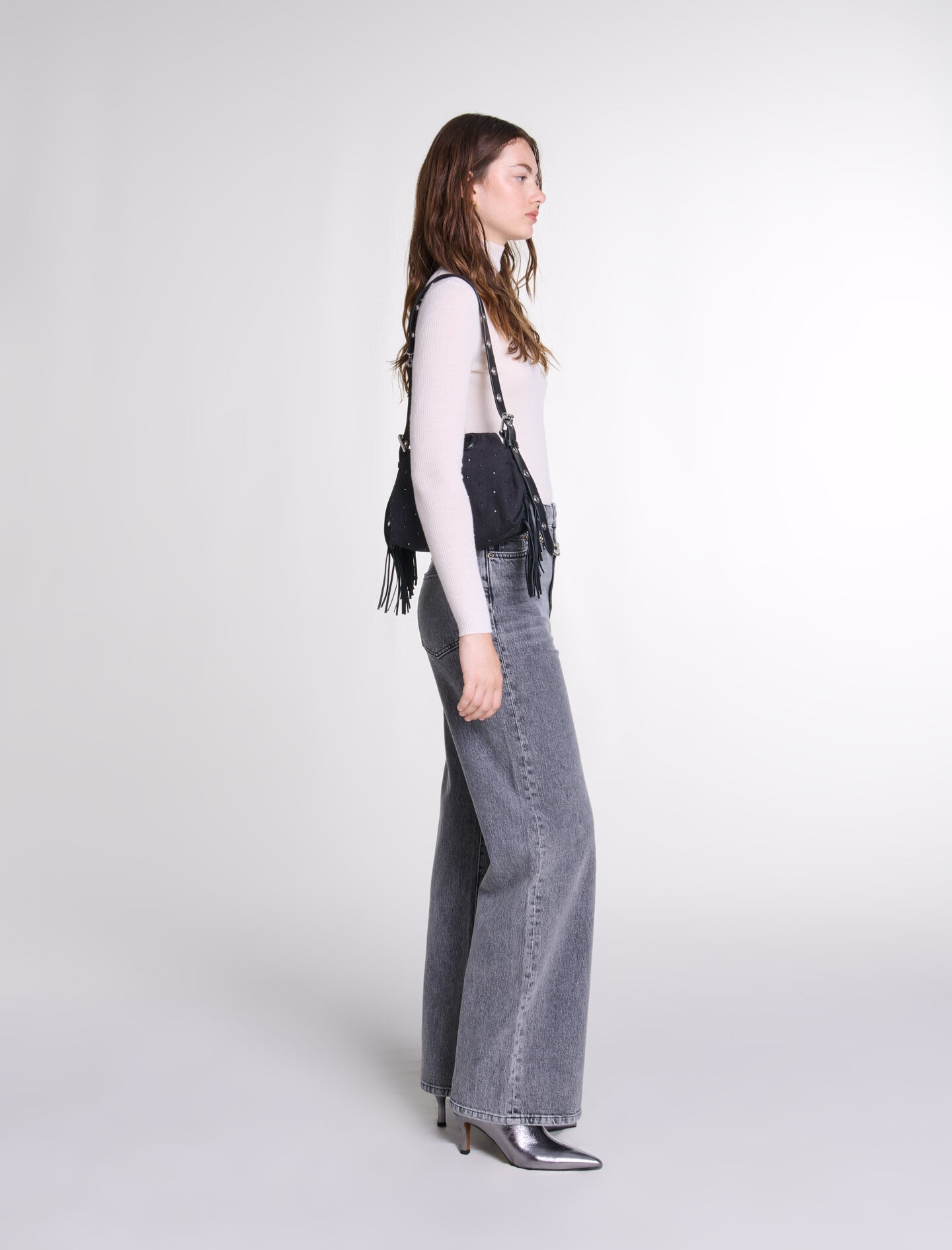 Wide-leg jeans with chain-link belt - 3