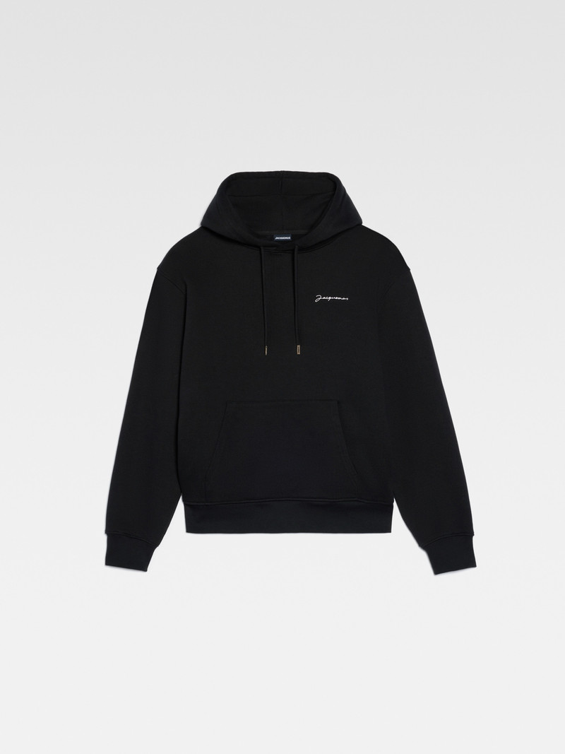 Le sweatshirt brodé - 1