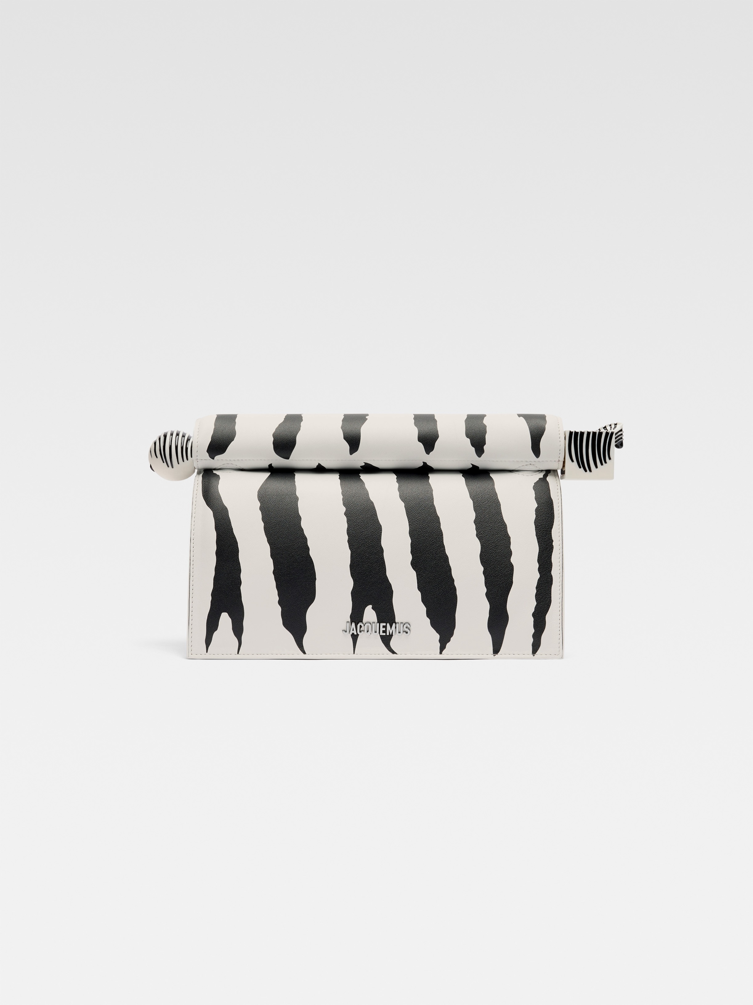 The Rond Carré clutch - 1
