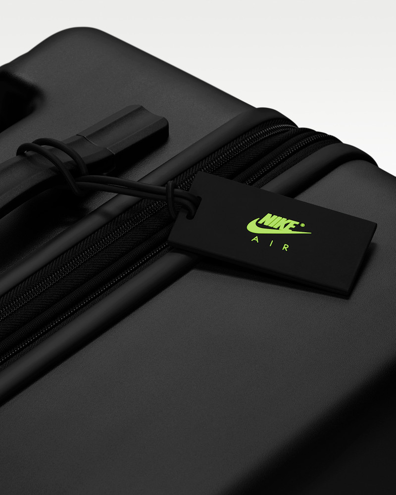 Nike Medium Checked Luggage 26" Hardshell (96L) 7