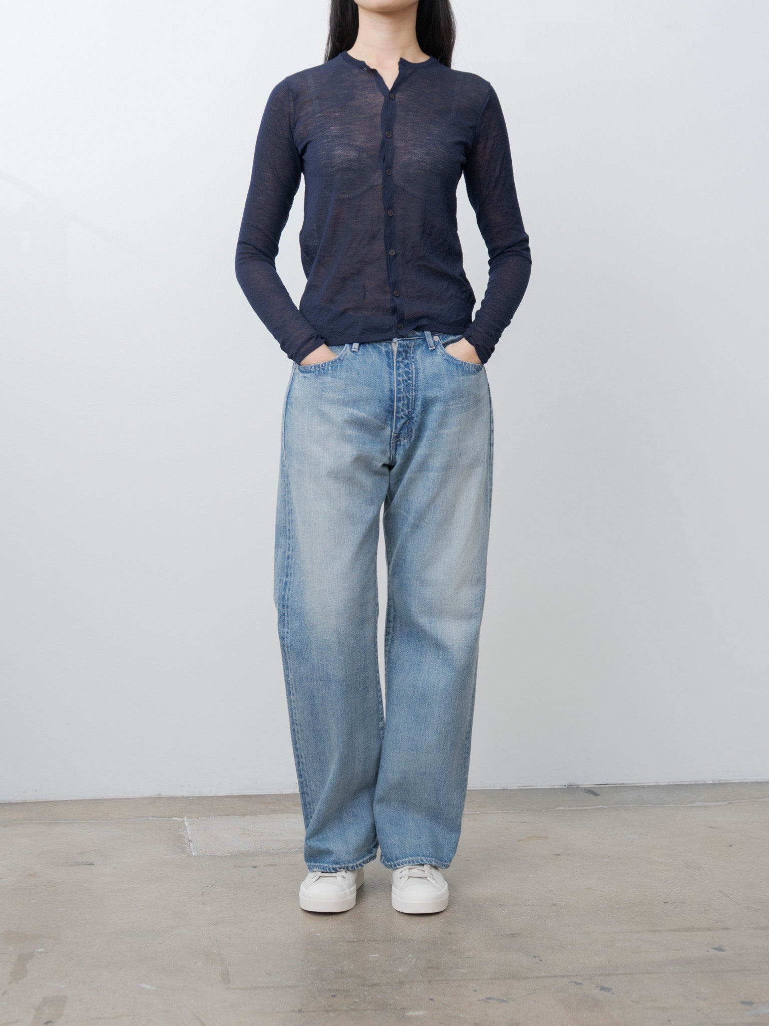Wrinkled Wool Polyester High Gauge Knit Crew Neck Cardigan - Navy - 2