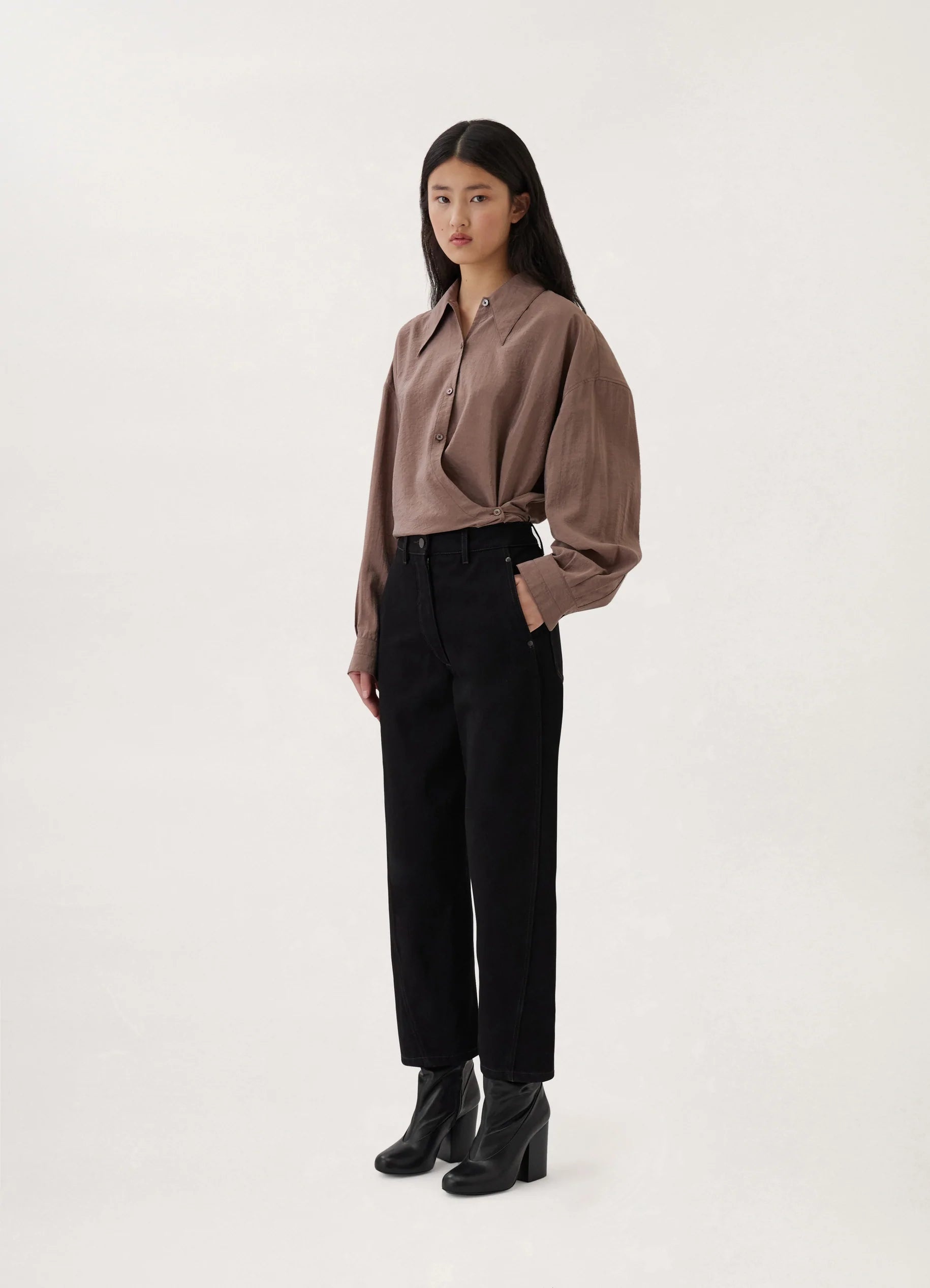 TWISTED SHIRT
DRY SILK - 6