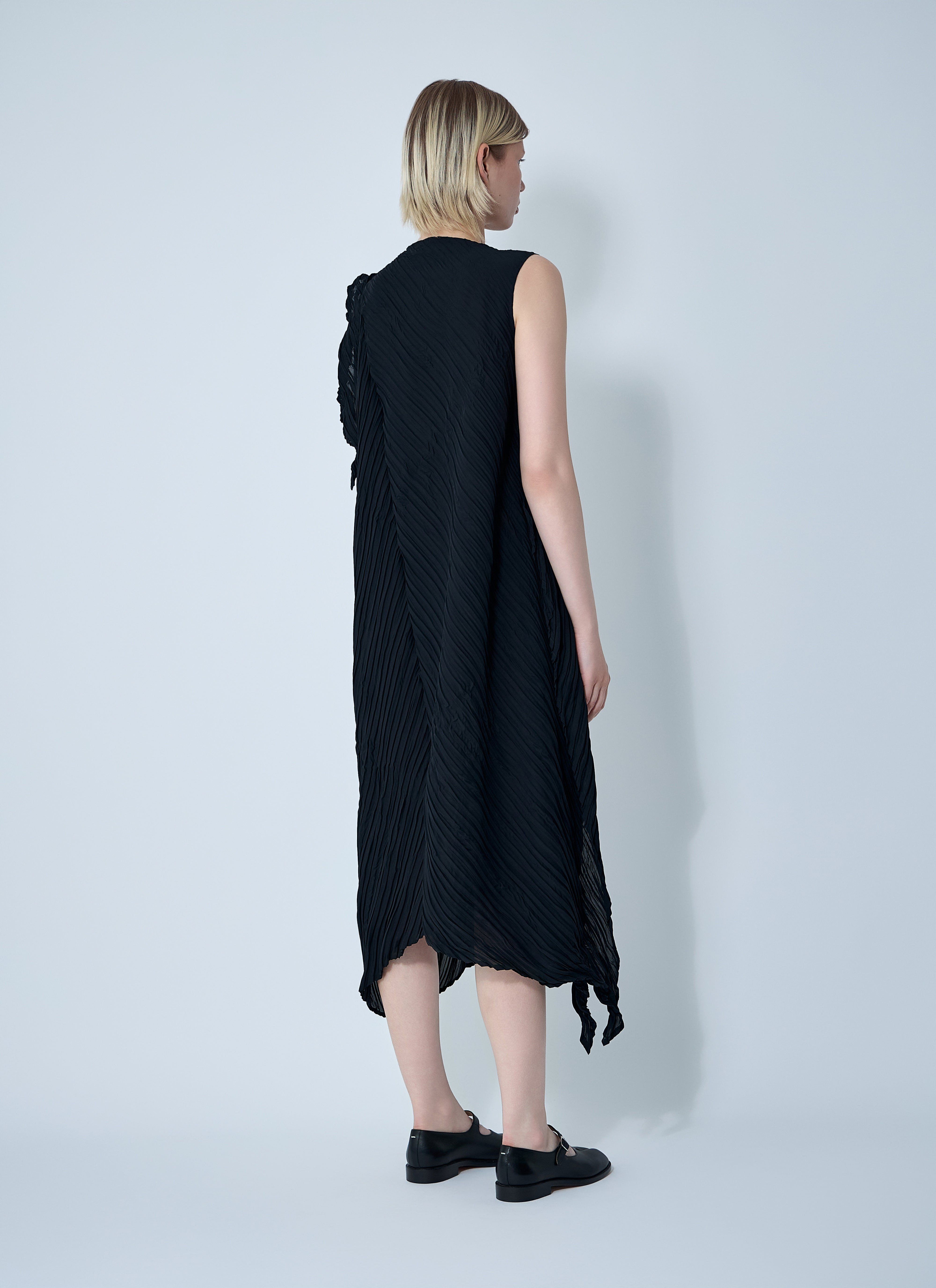 Issey Miyake Women Wrinkled And Twisted Dress - 4